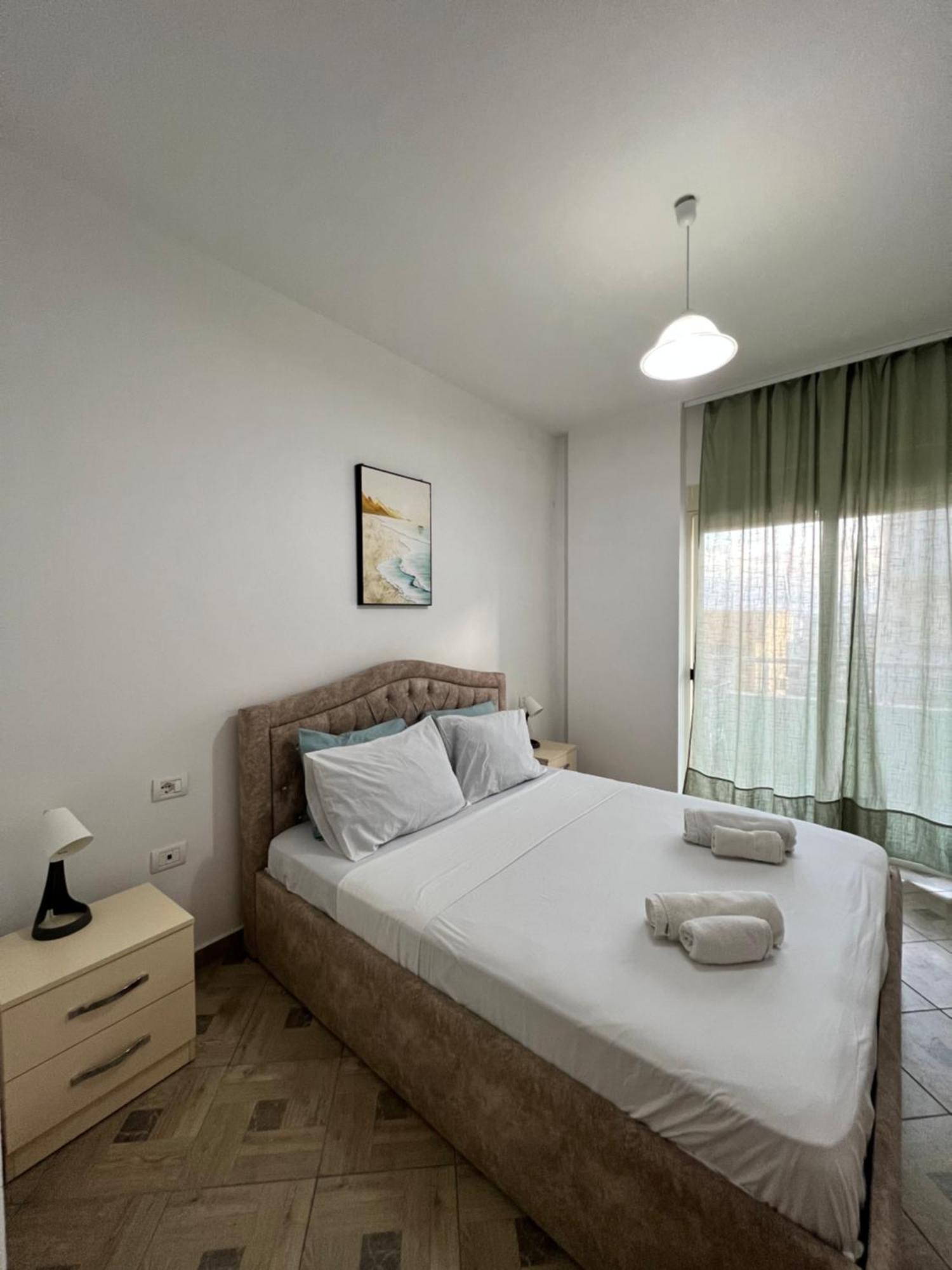 Lunasol Seaside Apartments Durrës Kültér fotó