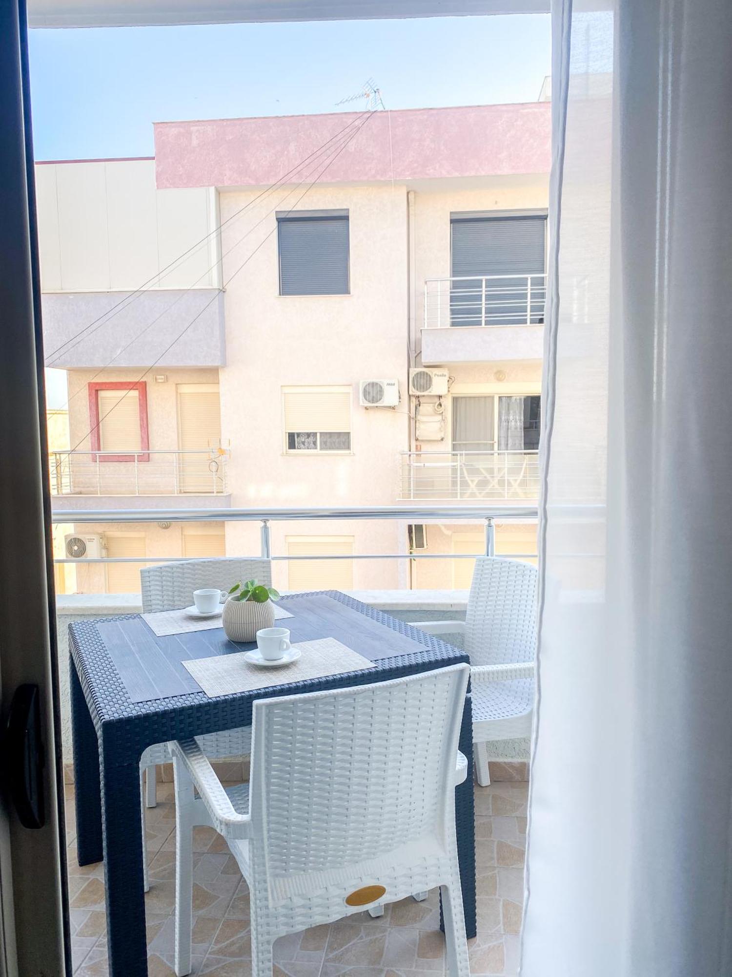 Lunasol Seaside Apartments Durrës Kültér fotó