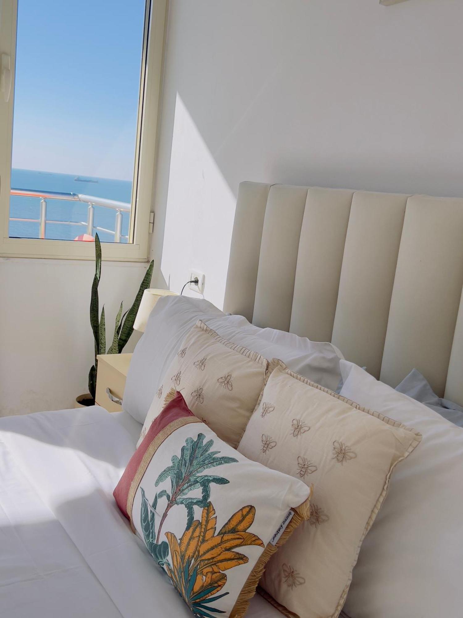 Lunasol Seaside Apartments Durrës Kültér fotó